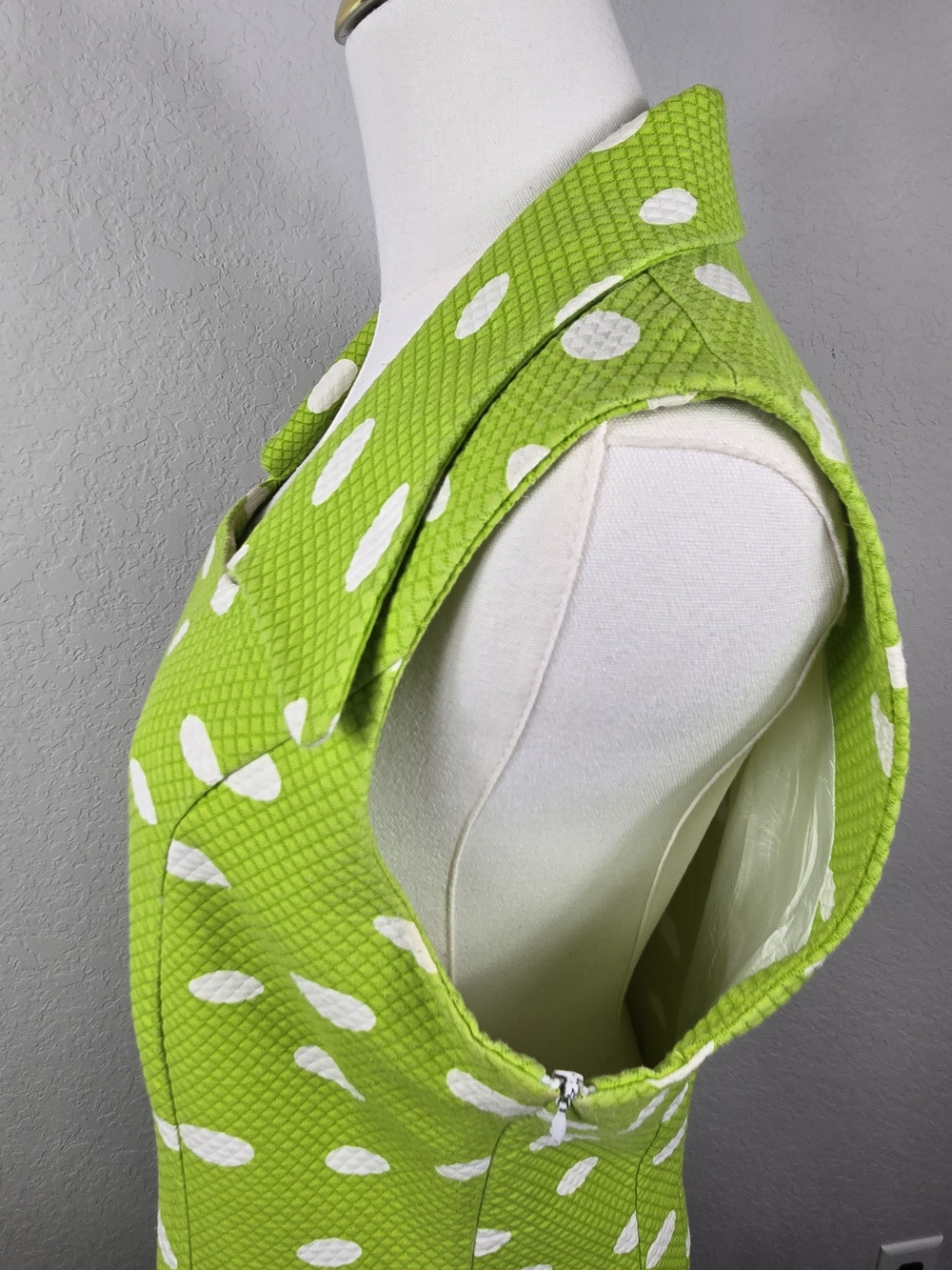 Sleeveless Lime Polka Dot Midi Dress - Picture 6 of 16